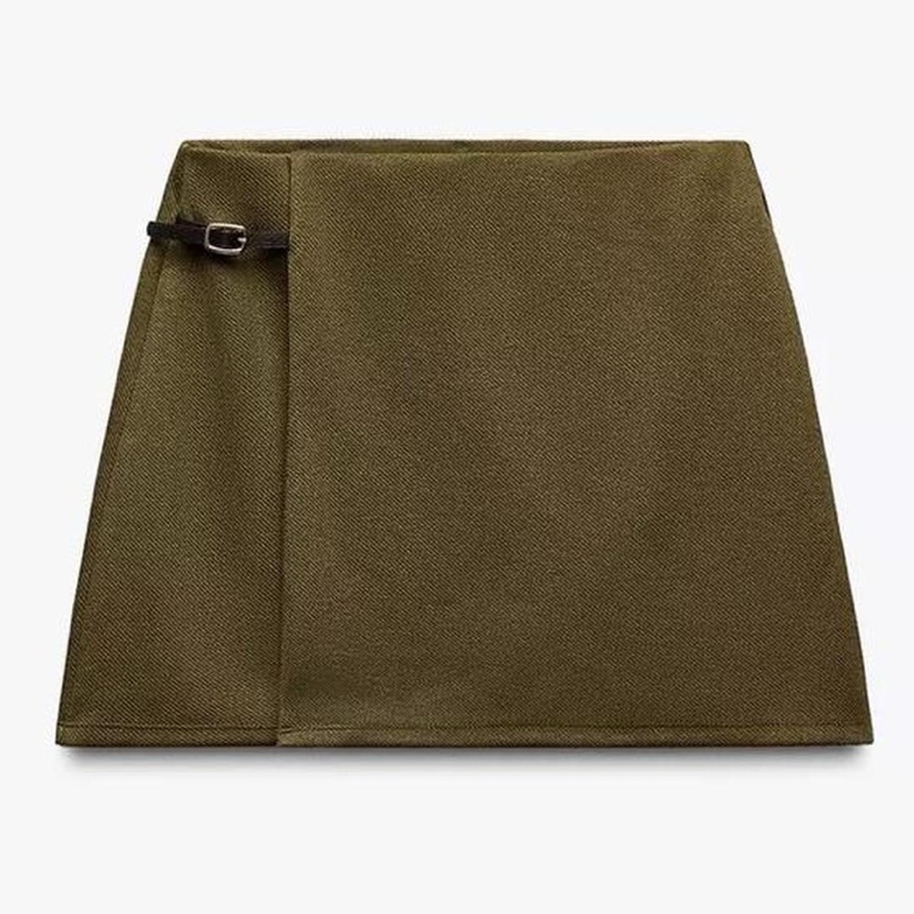 NWT Zara Buckle Wrap Front Mini Skirt in Moss Green - L